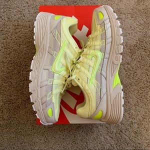 W Nike P-6000
